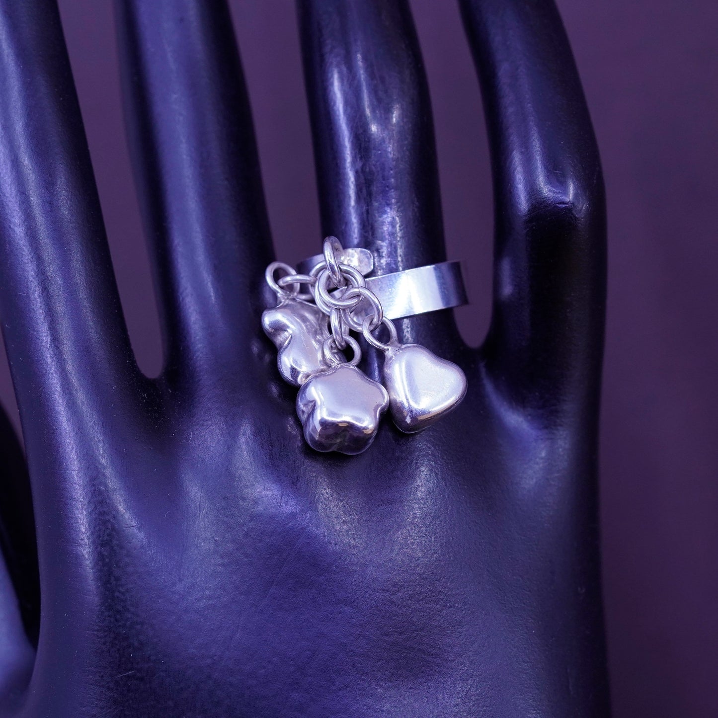 Size 7.25, vintage Sterling 925 silver handmade ring w/ heart star bead charms