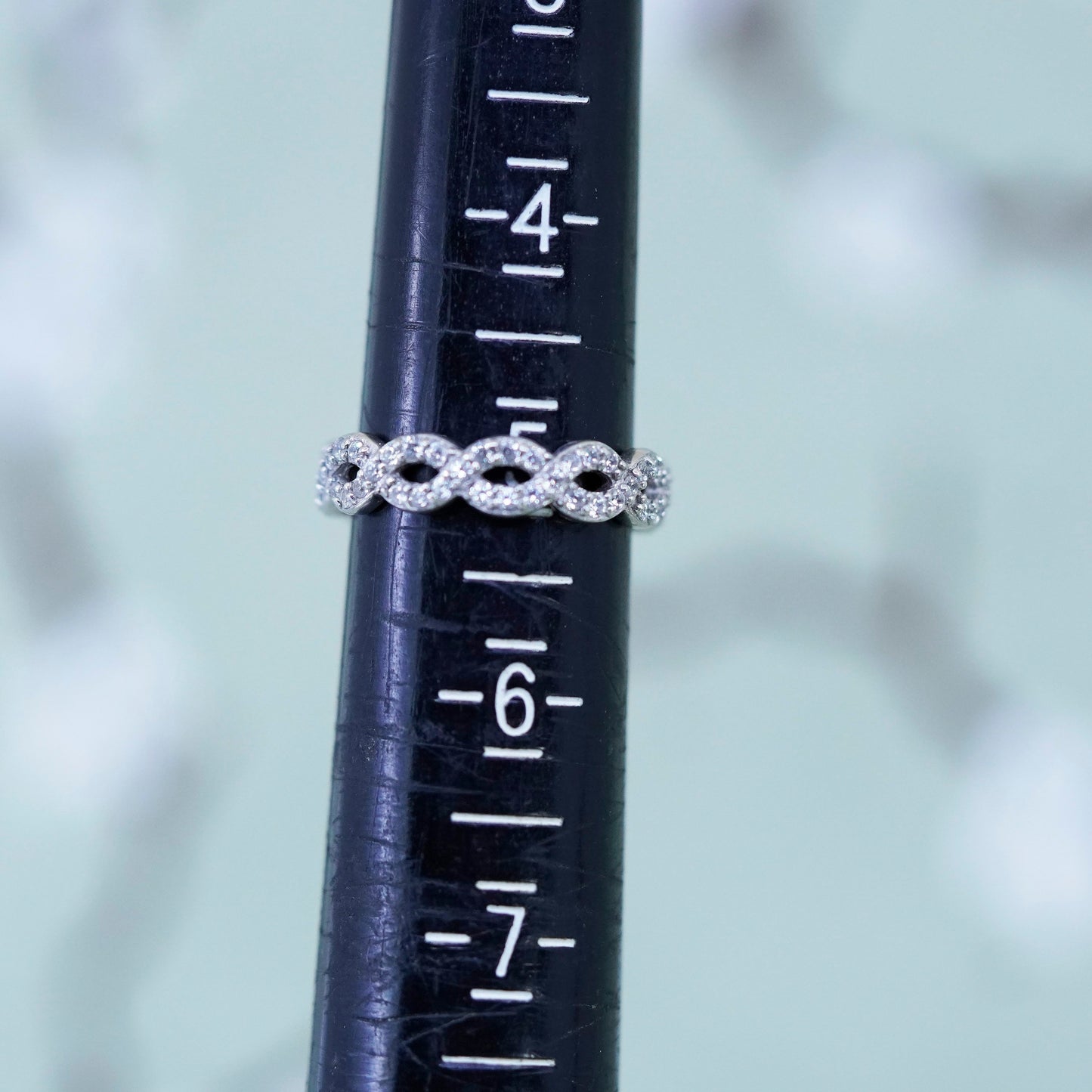 Size 5, vintage Sterling 925 silver band ring with citrine and cluster cz
