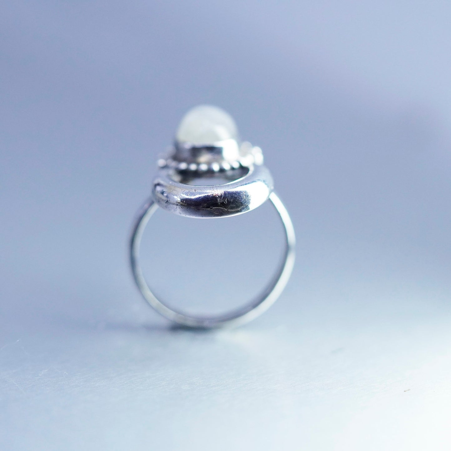 Size 6.75, vintage Sterling 925 silver handmade Bali ring w/ teardrop moonstone