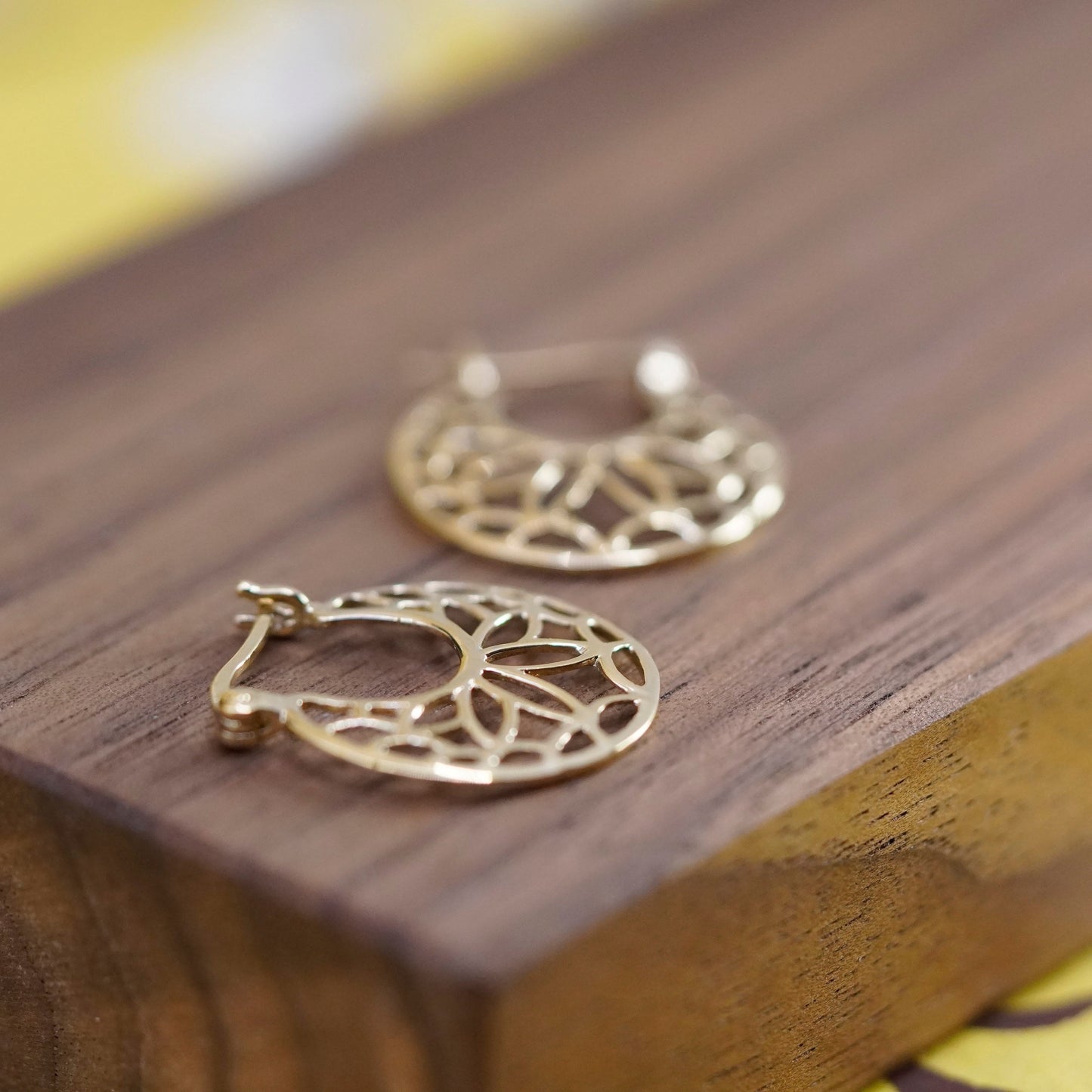 0.75”, vermeil gold over Sterling silver handmade earrings, filigree 925 hoops
