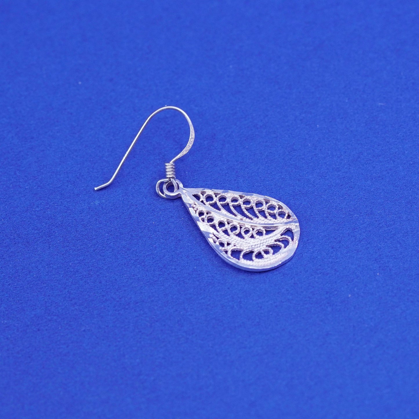 Vintage Sterling silver modern earrings, 925 teardrop Dangles