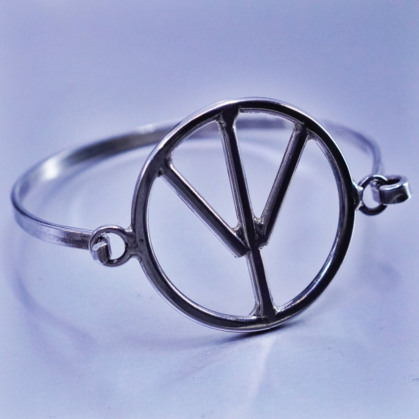 6.75”, Mexico Sterling 925 silver handmade CND peace bracelet, hinged bangle
