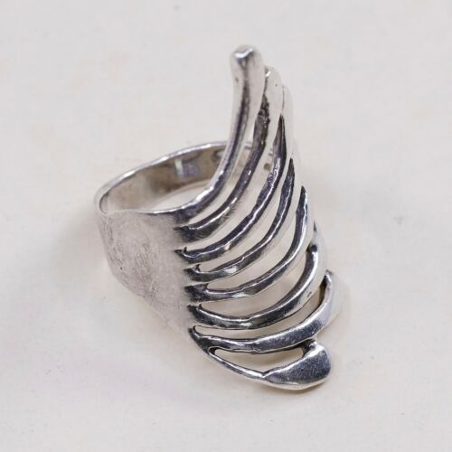 Size 6, Vtg Sterling Silver handmade Ring. 925 modern Band, abstract Wings