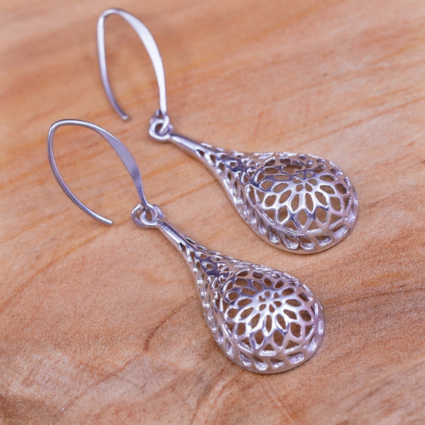 Vintage Sterling silver handmade earrings, 925 Bali Filigree teardrops