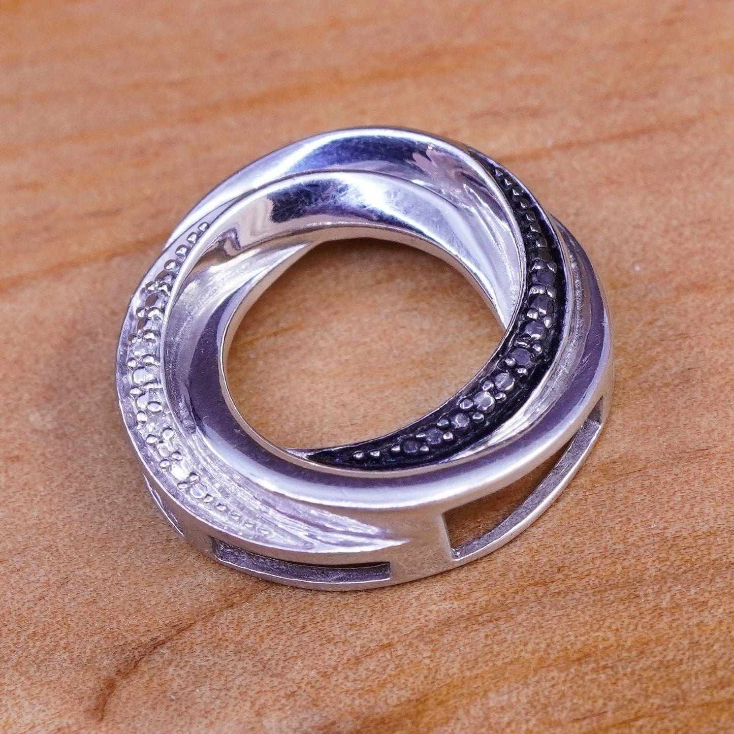Vintage Sterling silver handmade pendant, 925 circle with diamond