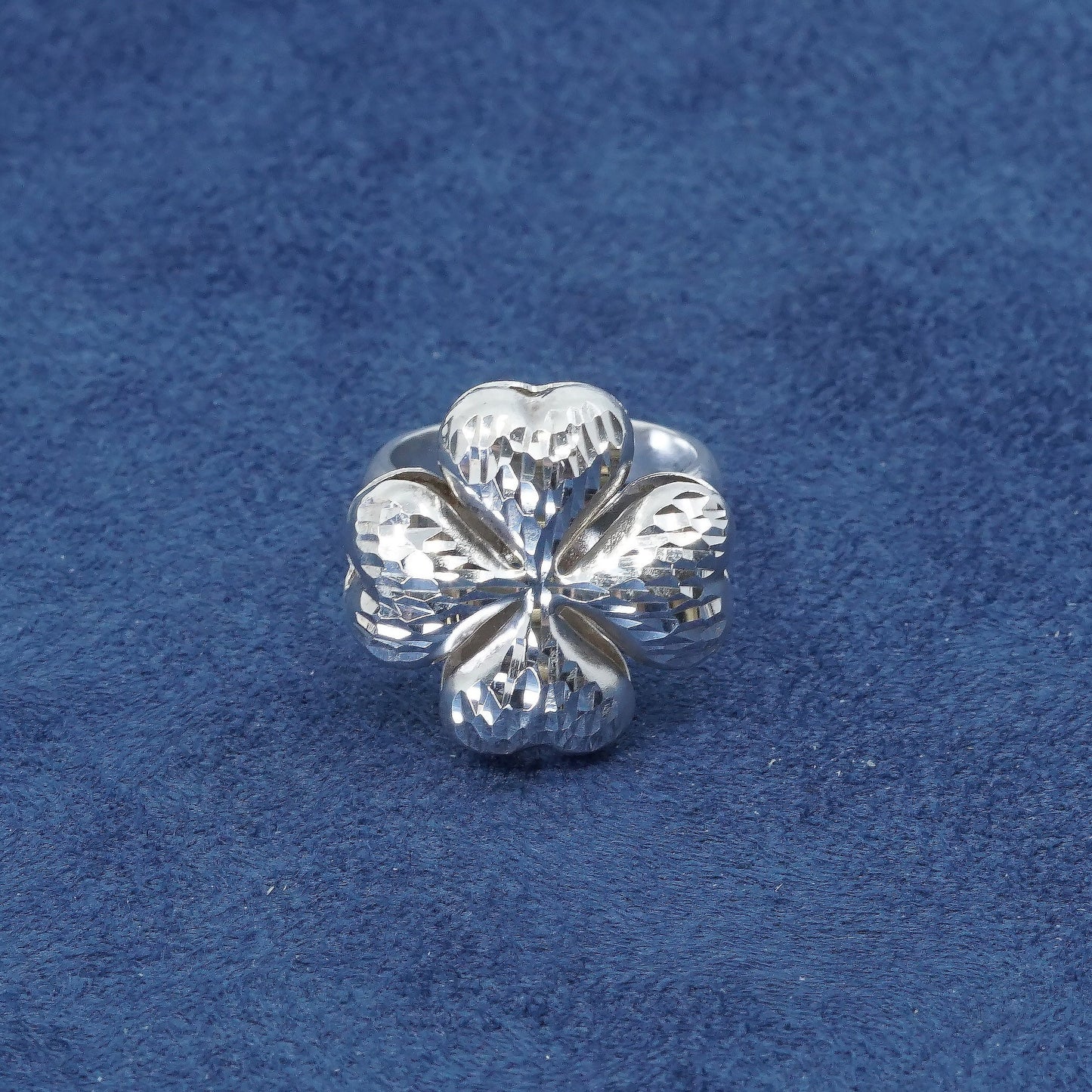 sz 6.25, sterling silver handmade ring, 925 puffy lucky clover, southwestern