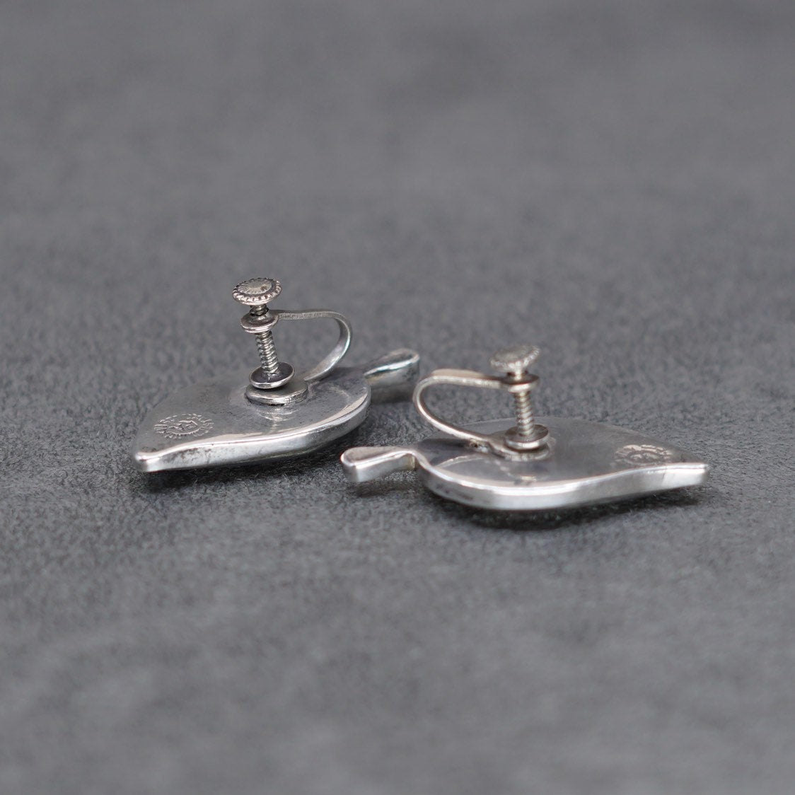 Vintage PA Sterling 925 silver handmade screw back earrings w/ abalone leaf