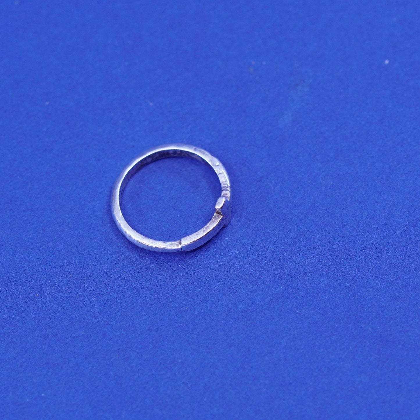 Size 5, vintage Sterling silver handmade ring, stackable 925 cross band