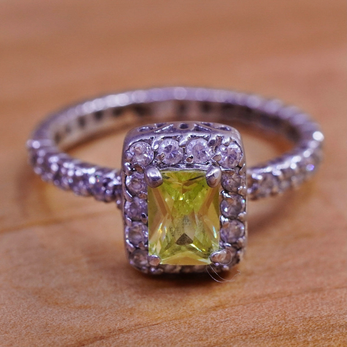 Size 7.5, vintage Sterling 925 silver handmade ring with peridot and cz
