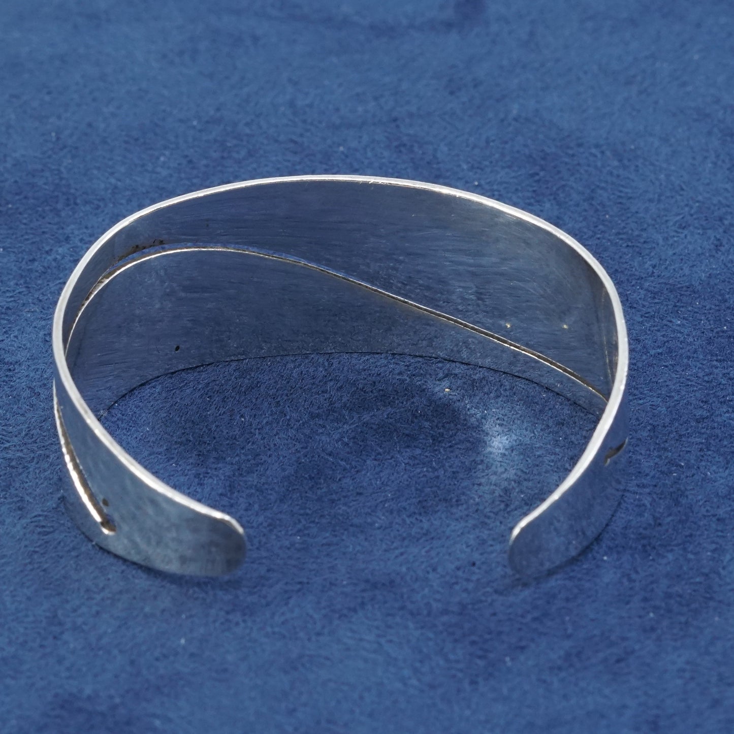 7", vtg sterling silver handmade bracelet, 925 hammered cuff w/ wavy