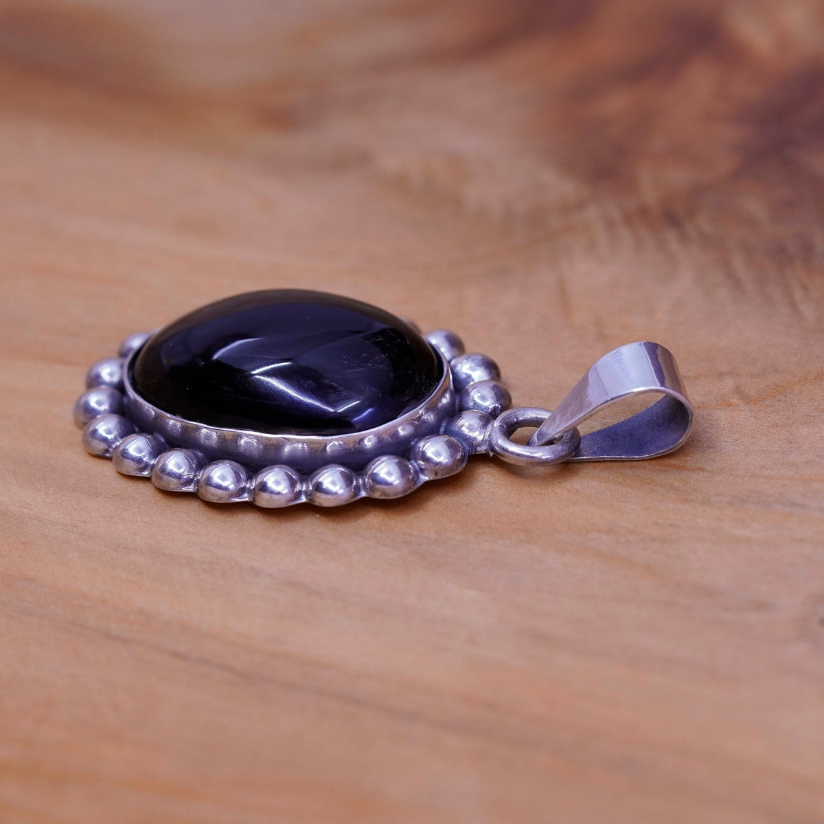 Vintage Sterling silver handmade pendant, Mexico 925 with oval onyx and beads