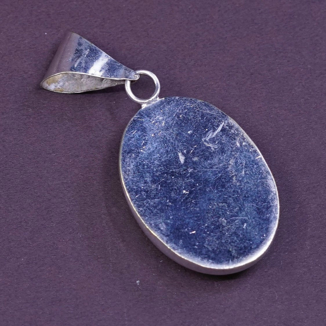 VTG Sterling silver pendant with oval shaped malachite inlay, solid 925 silver