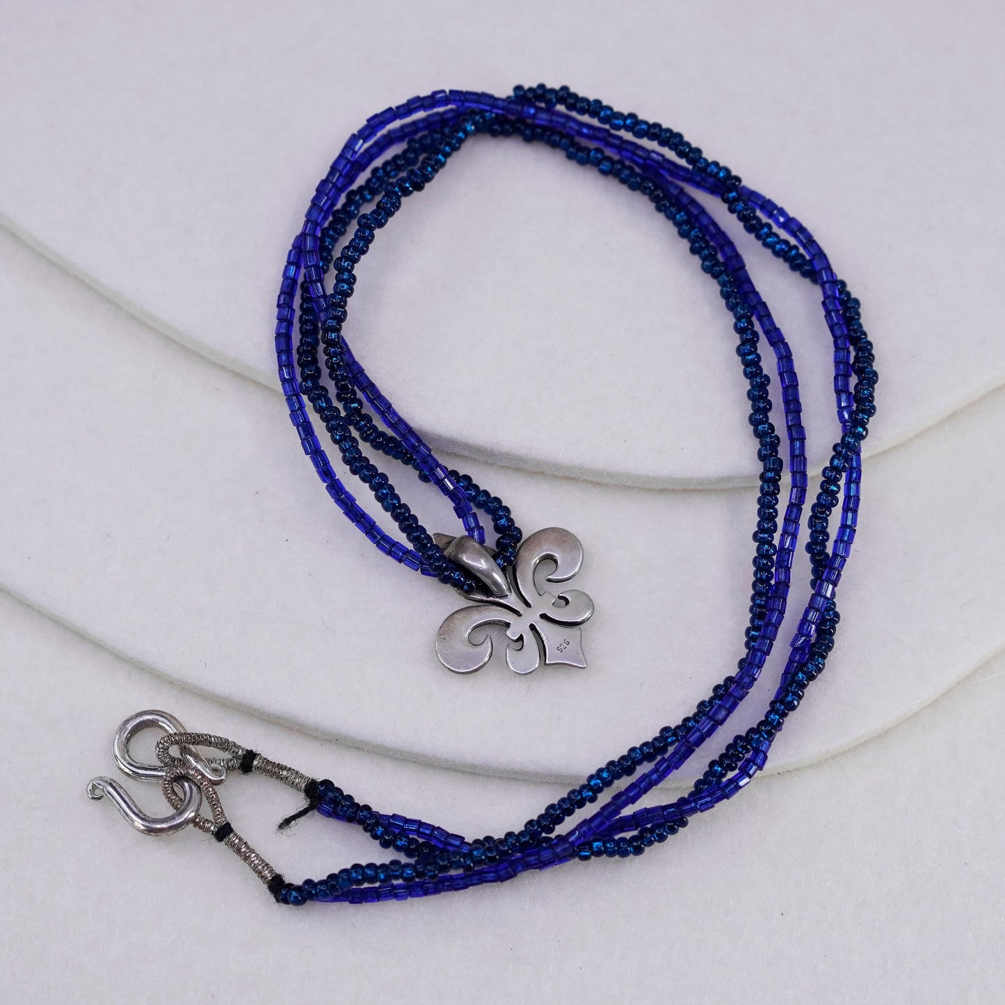18”, blue beads necklace Sterling 925 silver French symbol fleur-de-lis pendant