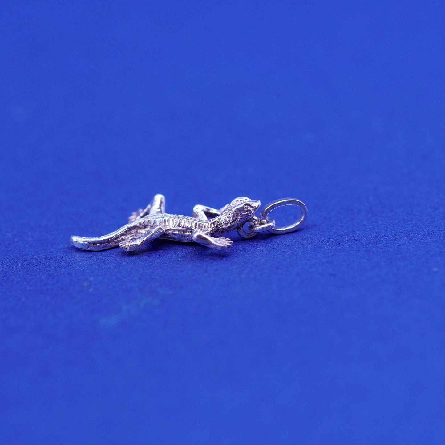 Vintage Sterling silver handmade pendant, 925 lizard charm