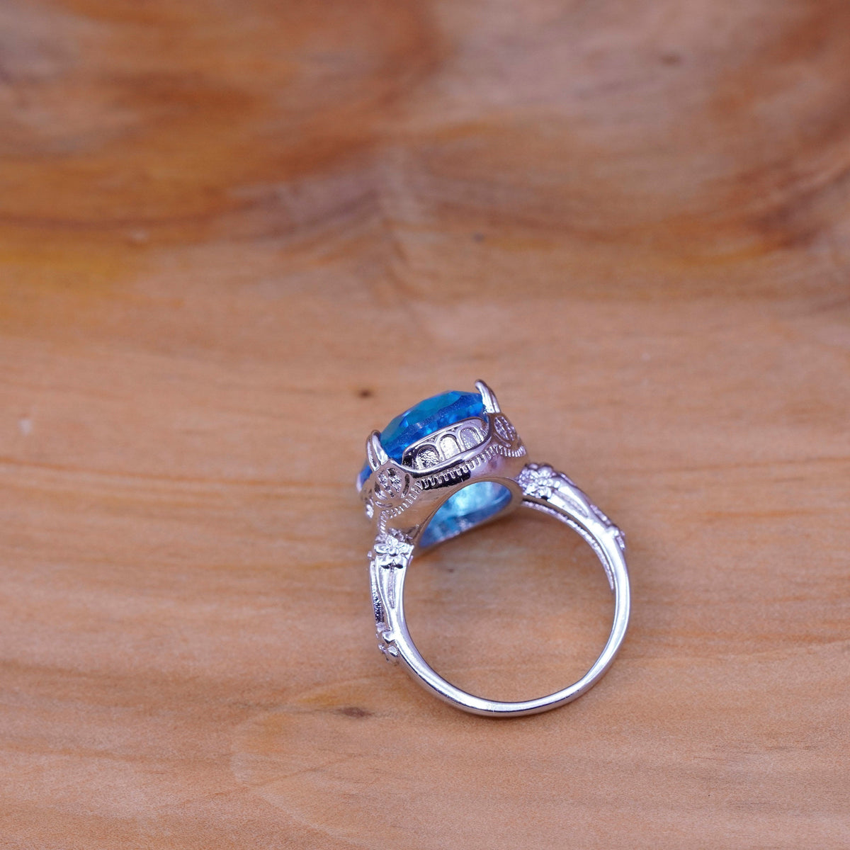 Size 6.25, vtg Sterling 925 silver handmade cocktail ring w/ oval blue topaz