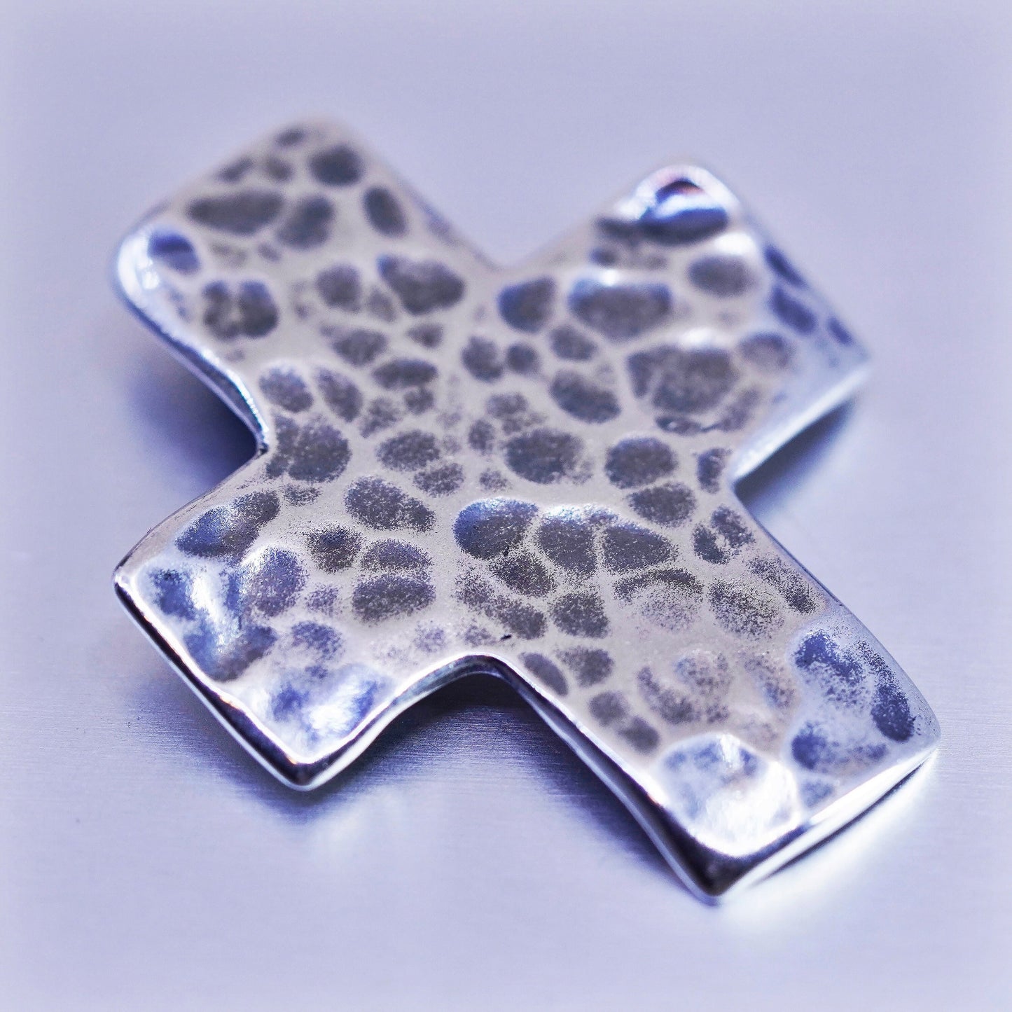 vintage silpada N0732 handmade sterling 925 silver hammered cross pendant