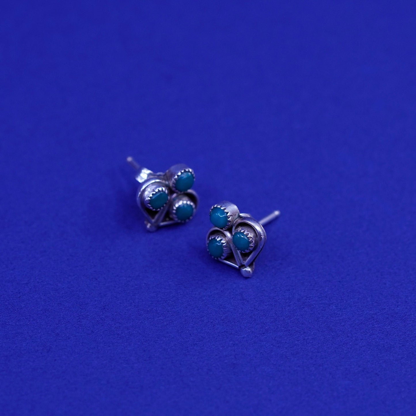 Native American sterling silver handmade earrings, 925 clover studs turquoise