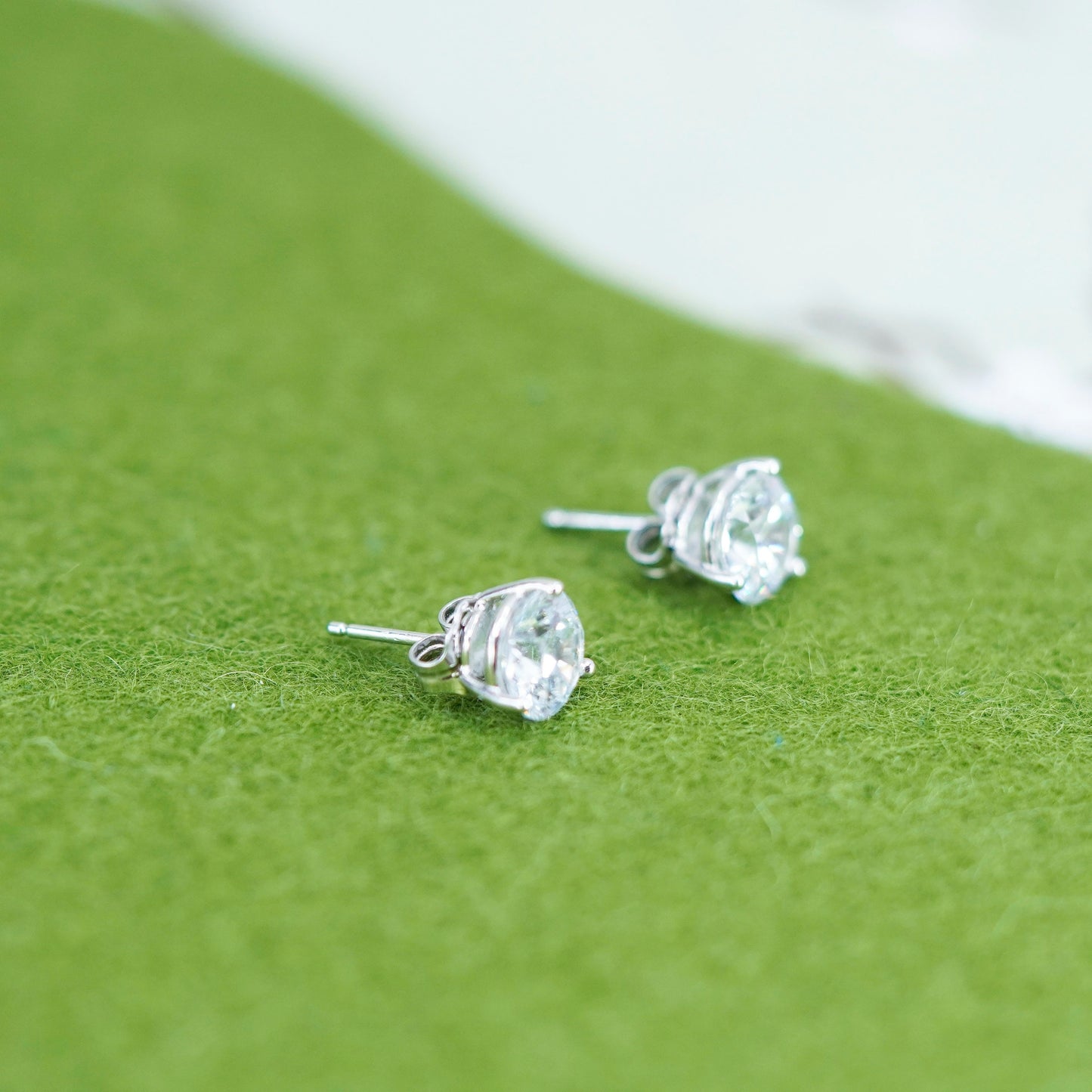 7mm, Vintage sterling silver genuine cz studs, fashion minimalist earrings