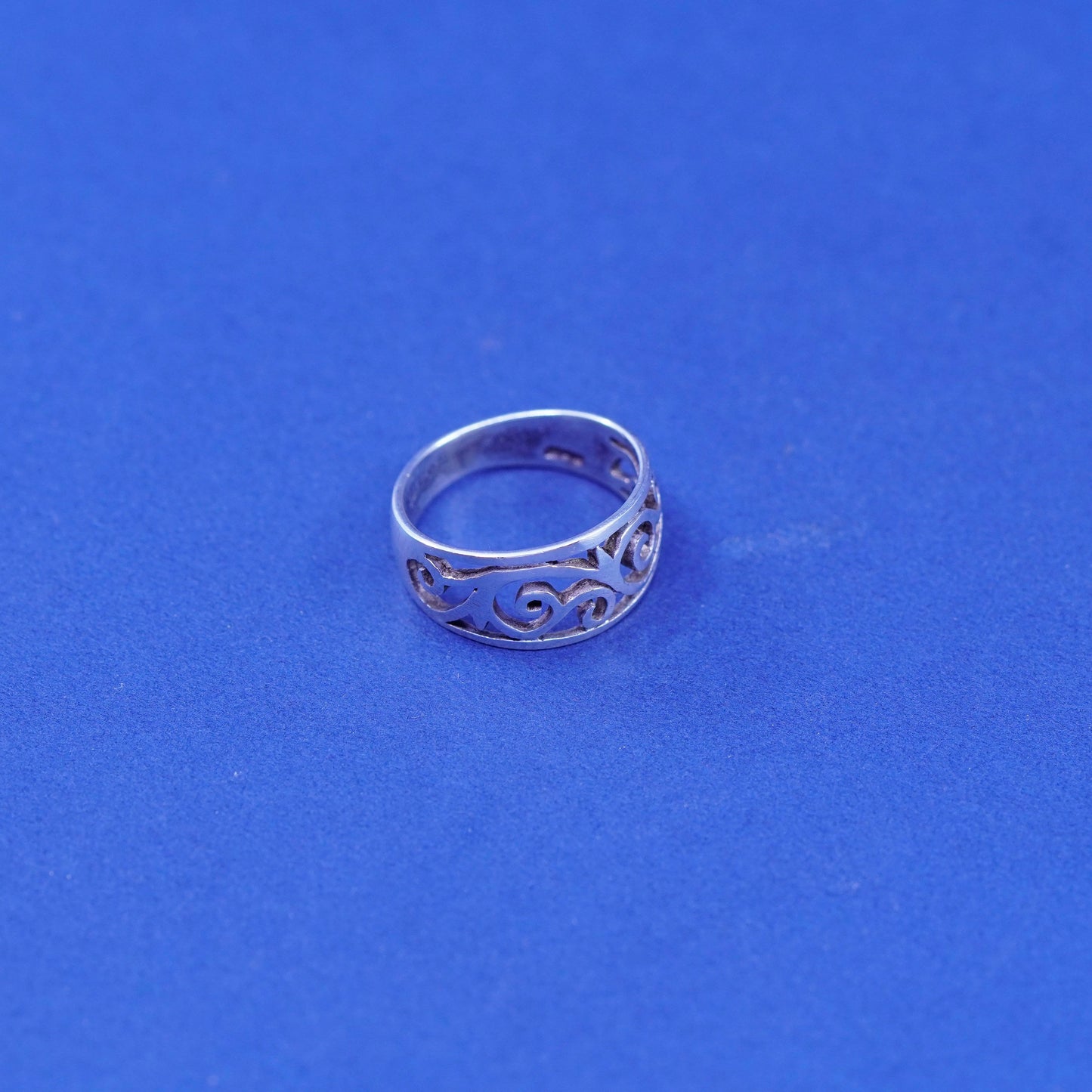 Size 5.5, vintage Sterling silver handmade ring, 925 Filigree swirl band