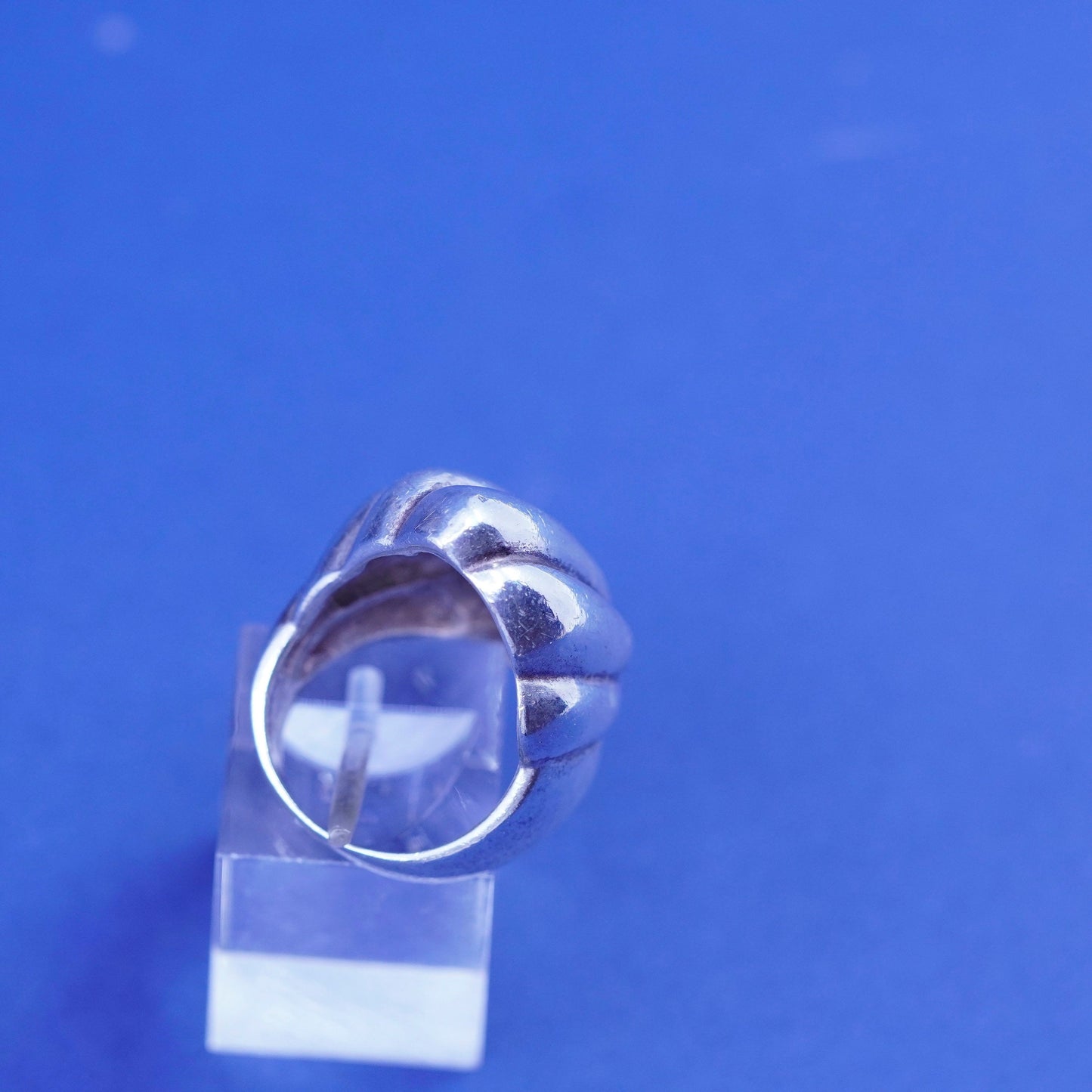 Size 7, vintage sterling silver handmade statement ring, 925 ribbed shell band