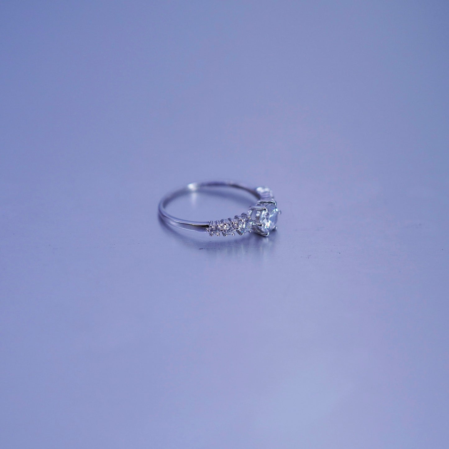 Size 8, vintage Sterling 925 silver handmade band ring with cluster Cz
