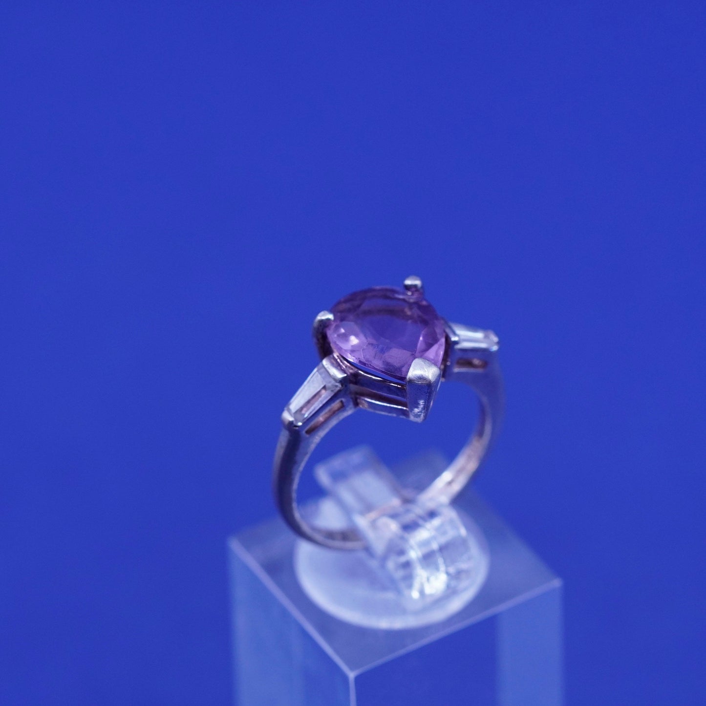 Size 7, vintage Sterling silver handmade ring, 925 band with teardrop amethyst