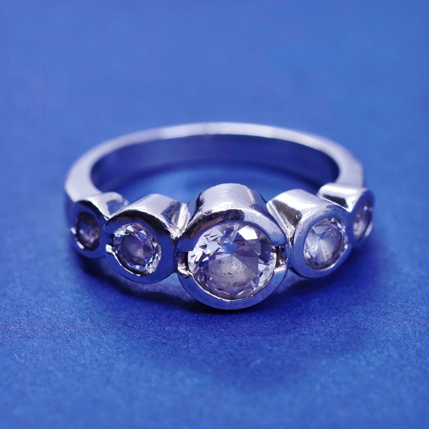 Size 7.25, vintage Sterling silver ring, solid 925 silver band with clear cz