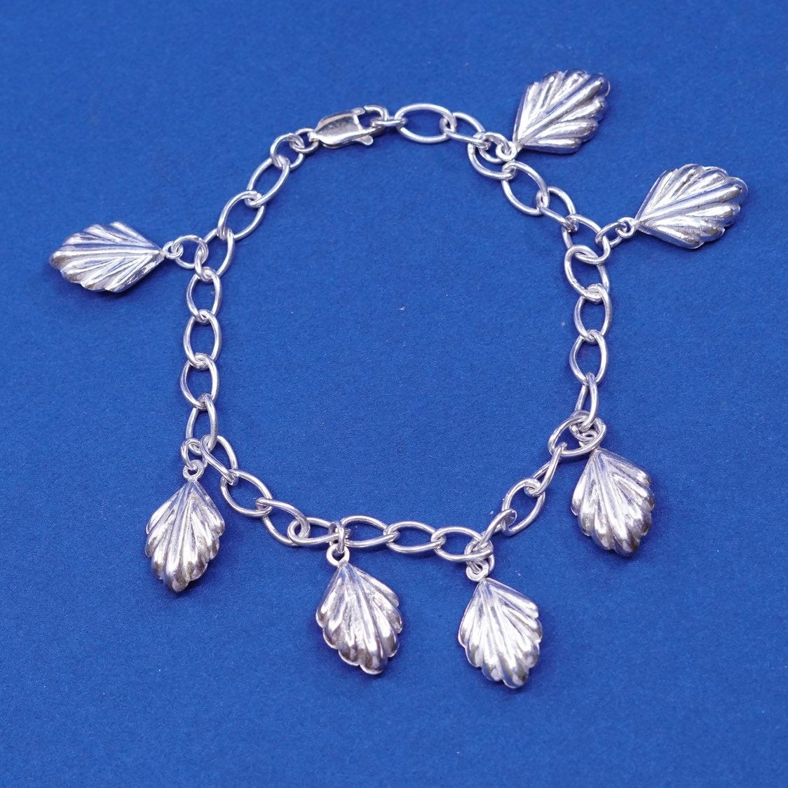 6.5", vtg Sterling silver handmade bracelet, 925 circle chain w/ leaves Charms