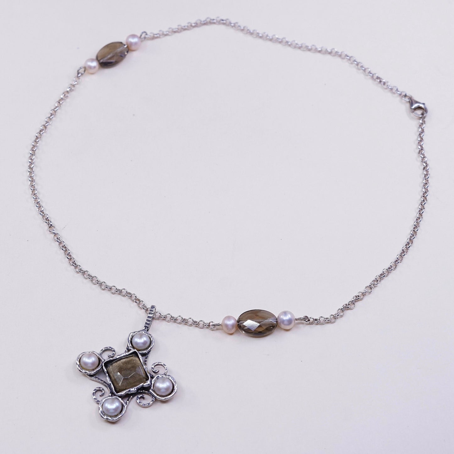 18", Shube Israel sterling silver 925 silver necklace w/ pearl topaz pendant
