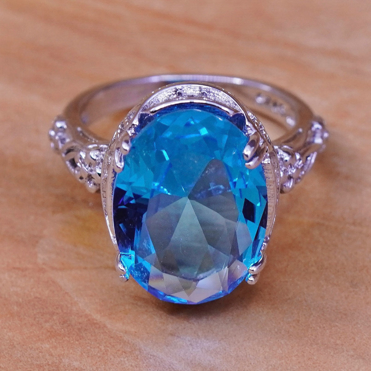 Size 6.25, vtg Sterling 925 silver handmade cocktail ring w/ oval blue topaz