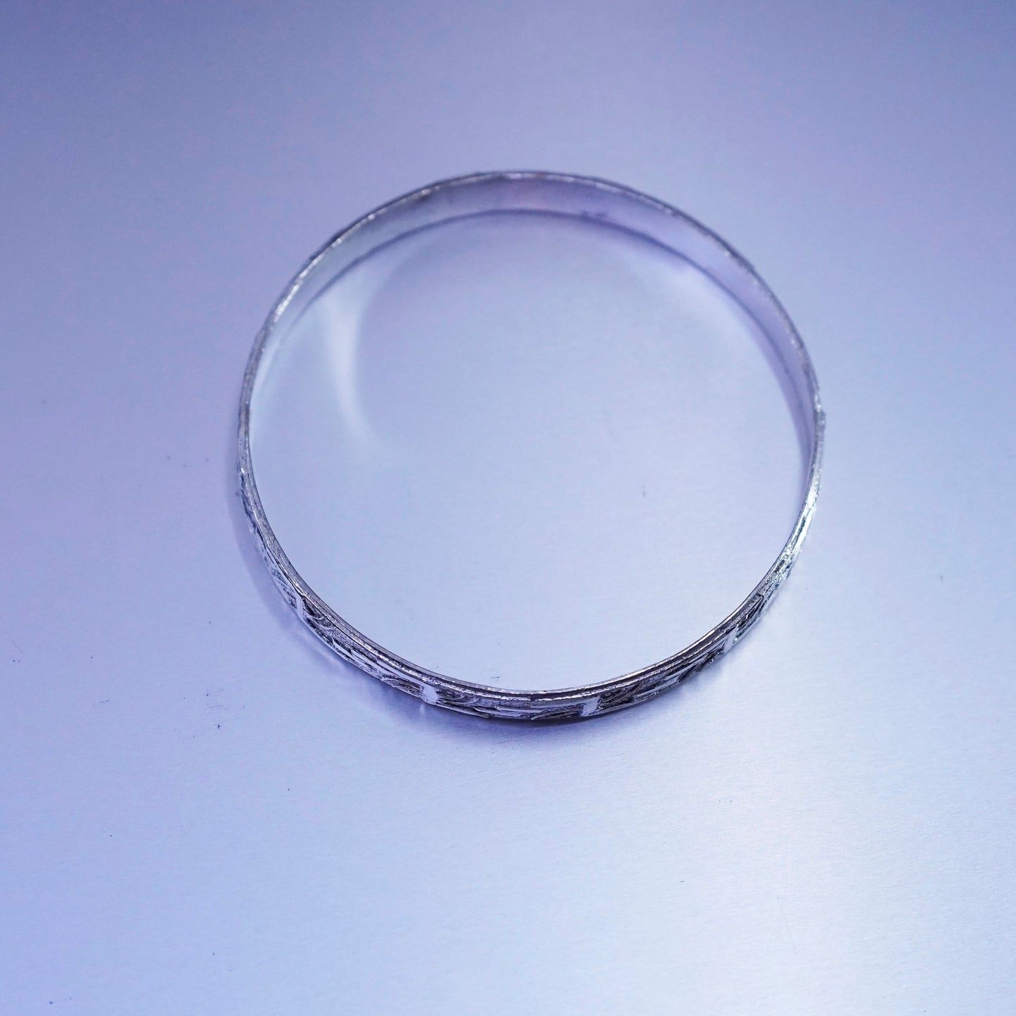 8.25”, Vintage Mexico Sterling 925 silver handmade bracelet, textured bangle