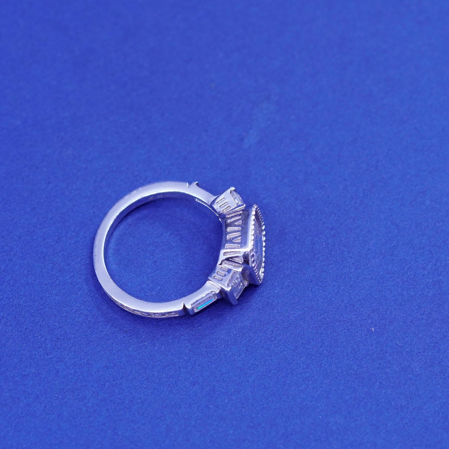 Size 7, vintage Sterling 925 silver engagement anniversary ring with square Cz