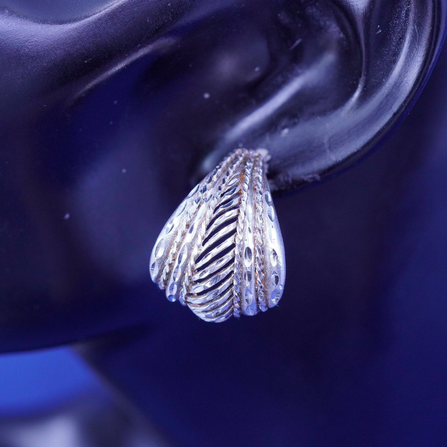 Vintage Sterling silver handmade earrings, ribbed 925 Huggie studs filigree