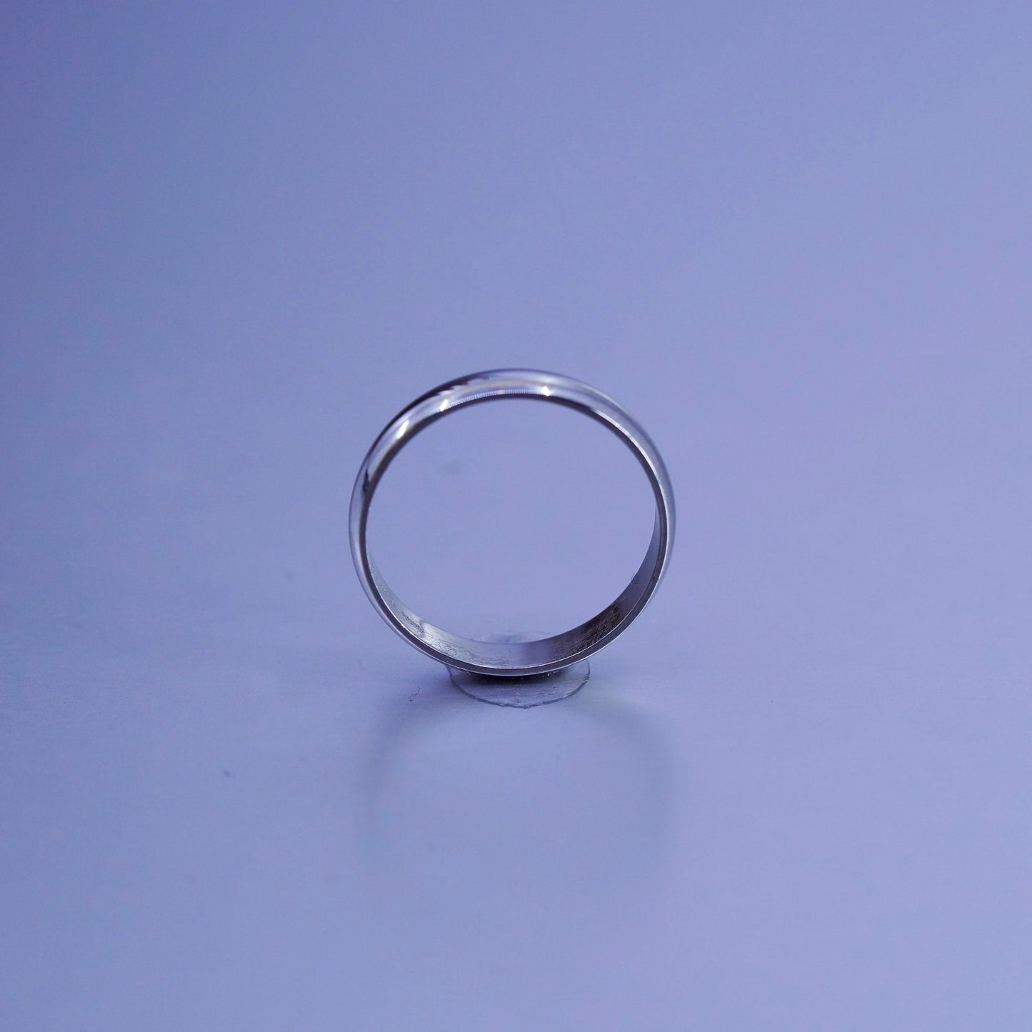 Size 6.5, vintage southwestern Sterling 925 silver wedding ring, band