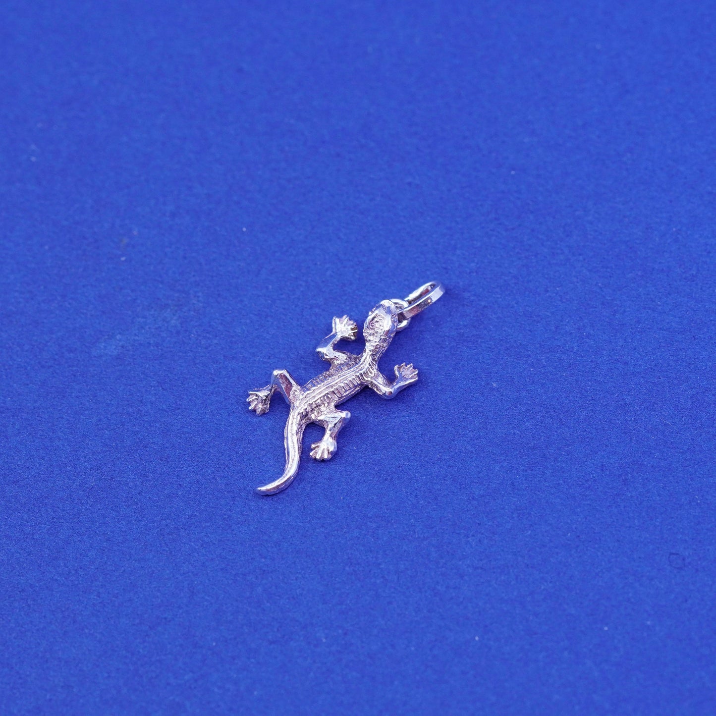 Vintage Sterling silver handmade pendant, 925 lizard charm