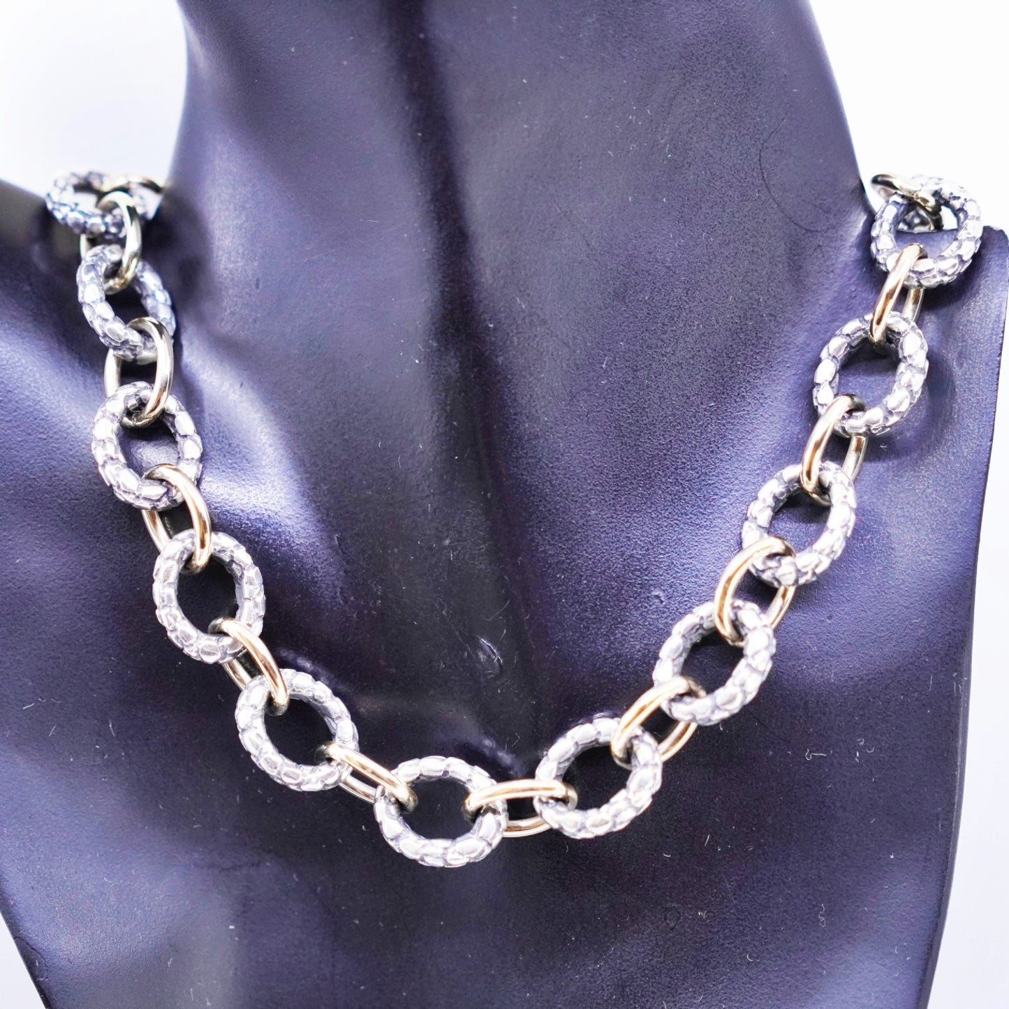 18”, RARE Sterling 925 silver pebble textured oval necklace 750 18K yellow gold