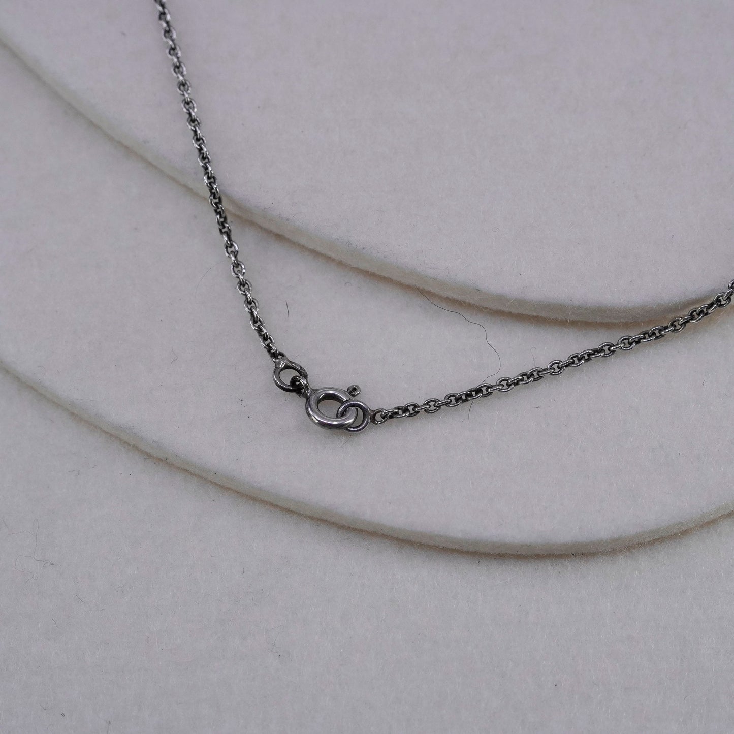 17”, vintage Sterling 925 silver handmade circle necklace with garnet beads