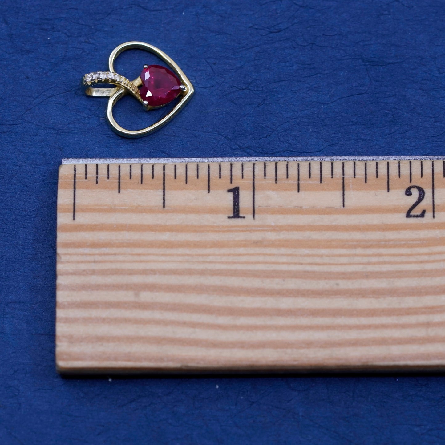 Vintage vermeil gold Sterling silver 925 heart pendant genuine ruby diamond