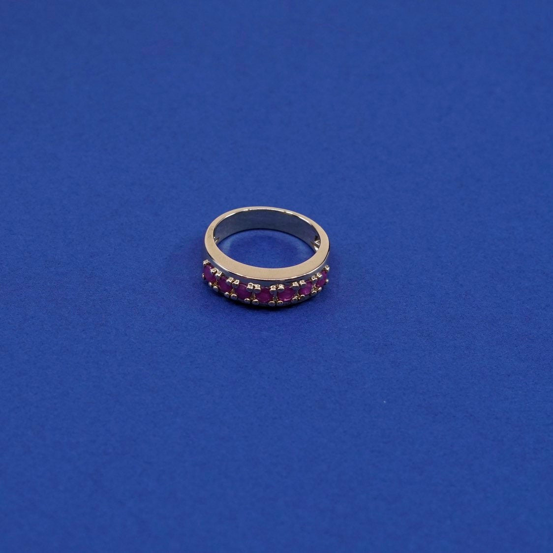 sz 6.25, vermeil sterling silver ring yellow gold over 925 Band w/ cluster ruby