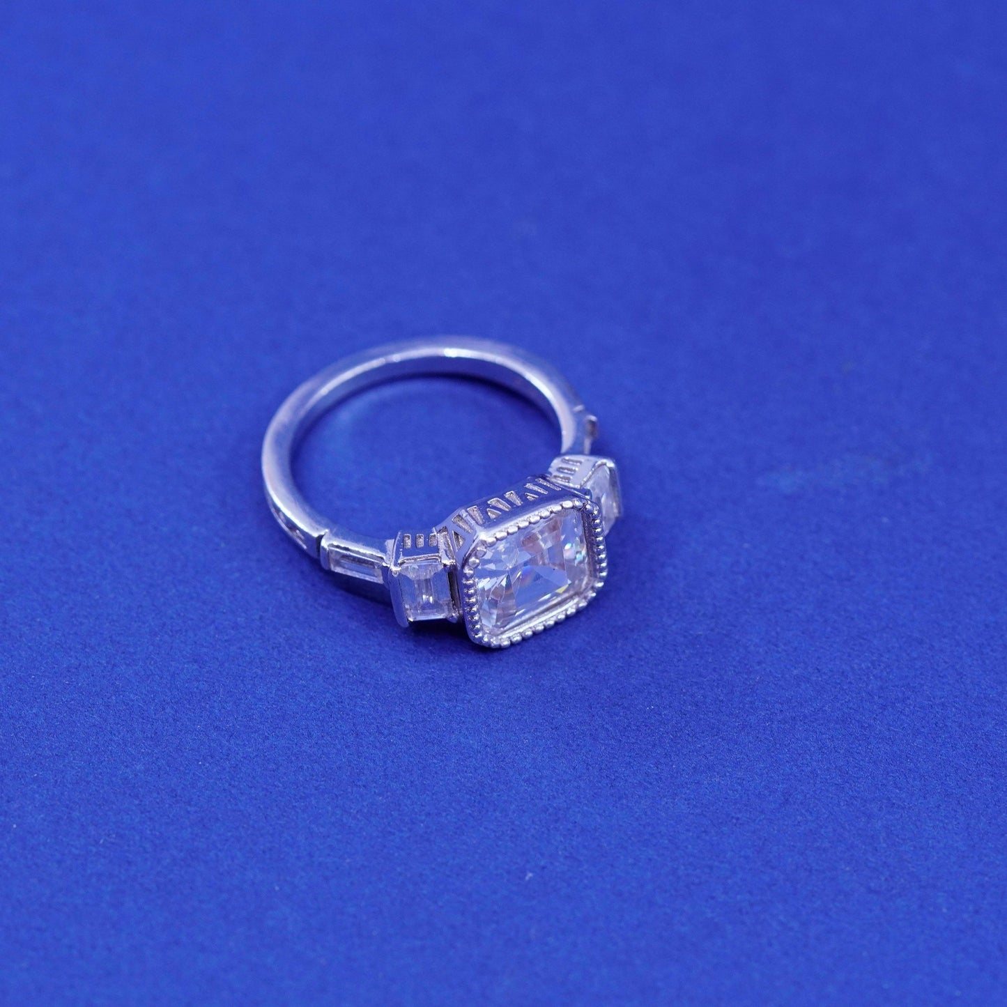 Size 7, vintage Sterling 925 silver engagement anniversary ring with square Cz