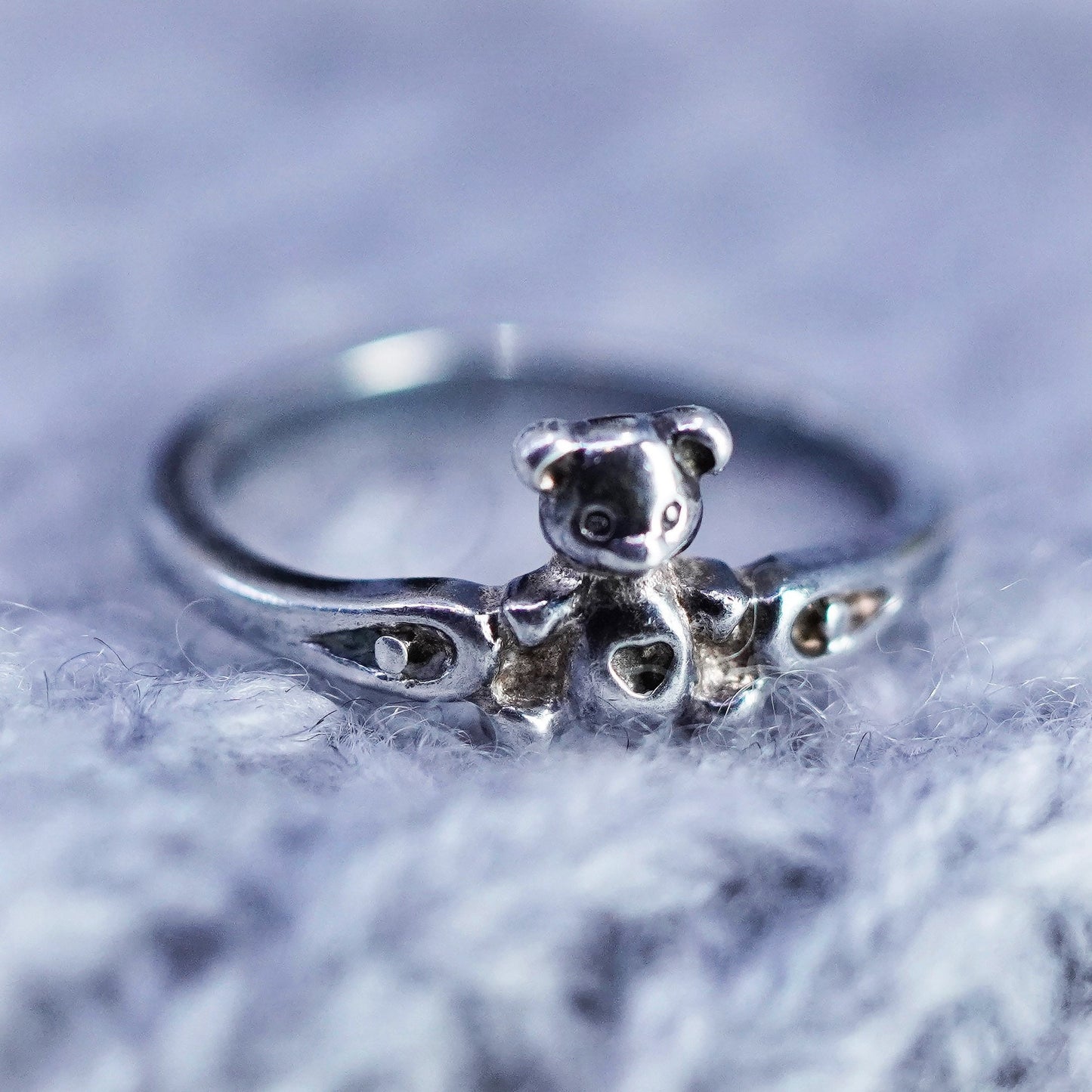Size 2.5, vintage Sterling 925 silver handmade ring with teddy bear