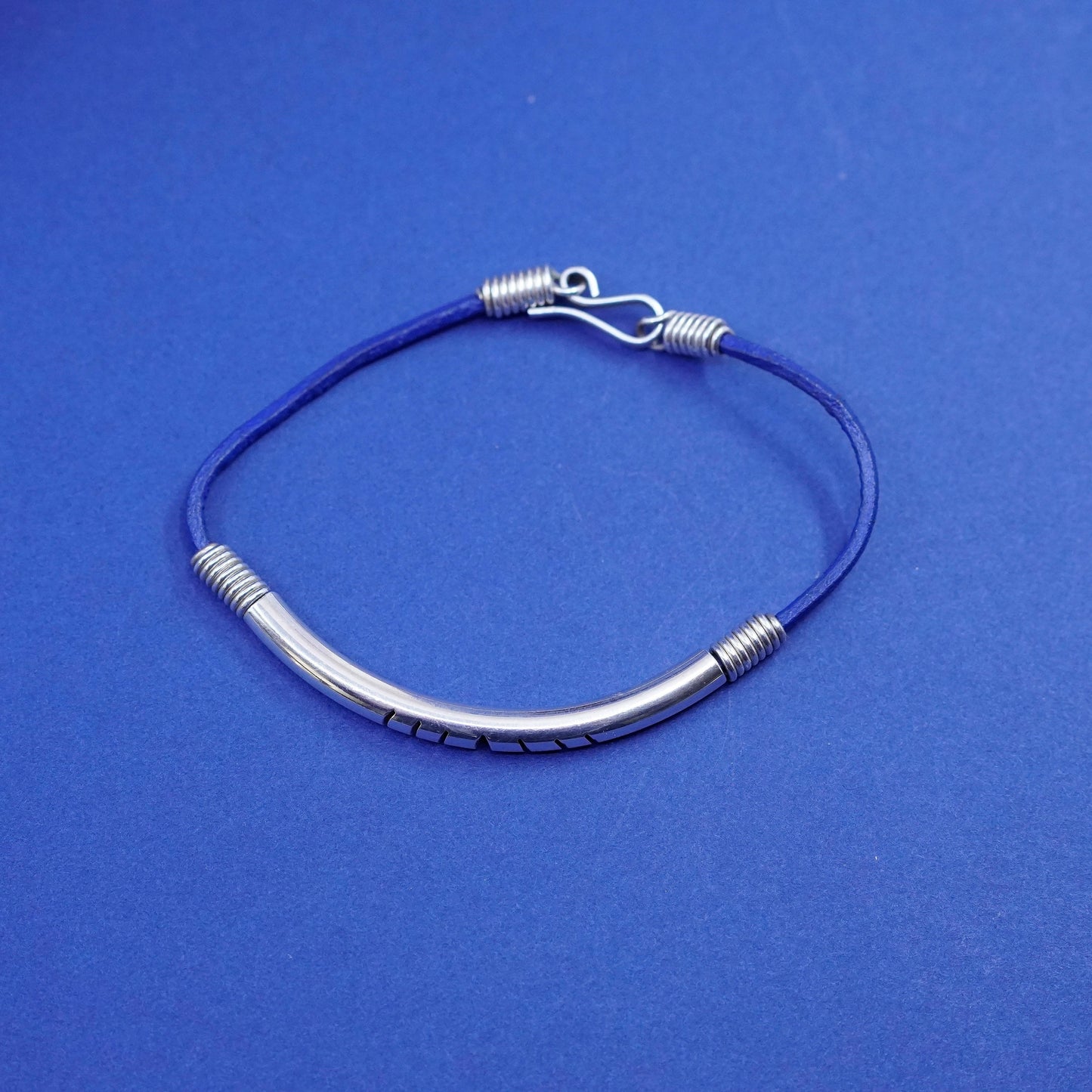 6.75”, Vintage Sterling silver handmade bracelet, 925 bar blue leather chain