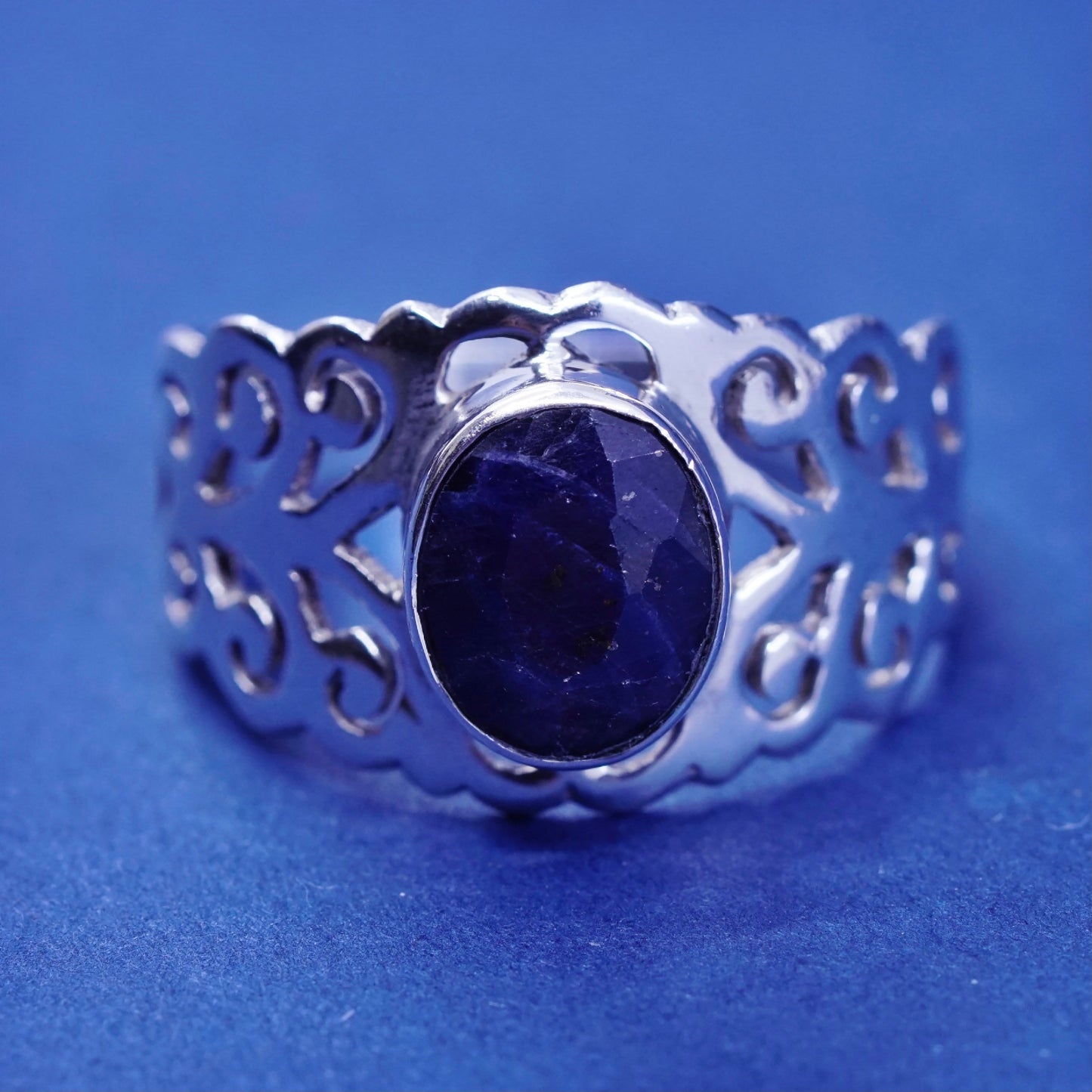 Size 10.25 Vintage sterling silver handmade filigree ring with Lapis lazuli
