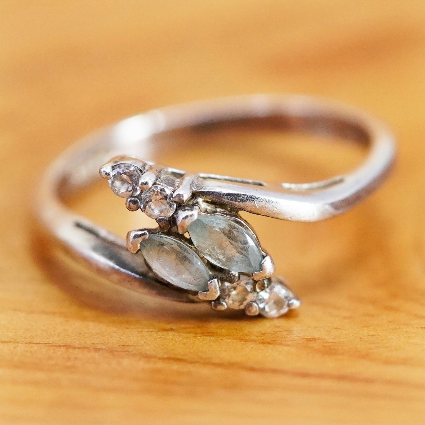 Size 8.5, vintage sterling 925 silver handmade ring with blue topaz details