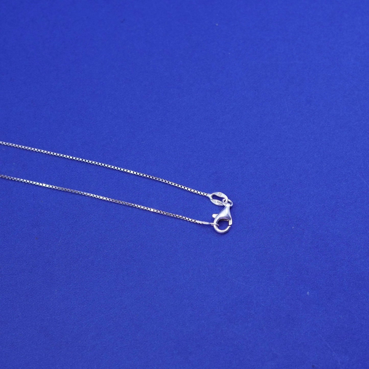16”, sterling silver handmade necklace, box chain textured 925 circle pendant