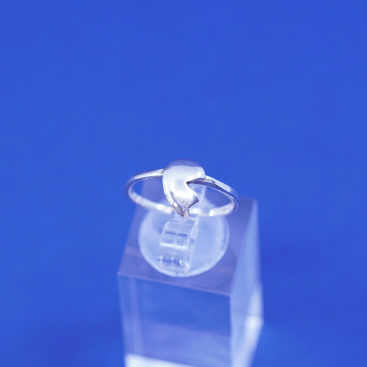 Size 6.5, vintage sterling silver handmade ring, 925 broken heart band