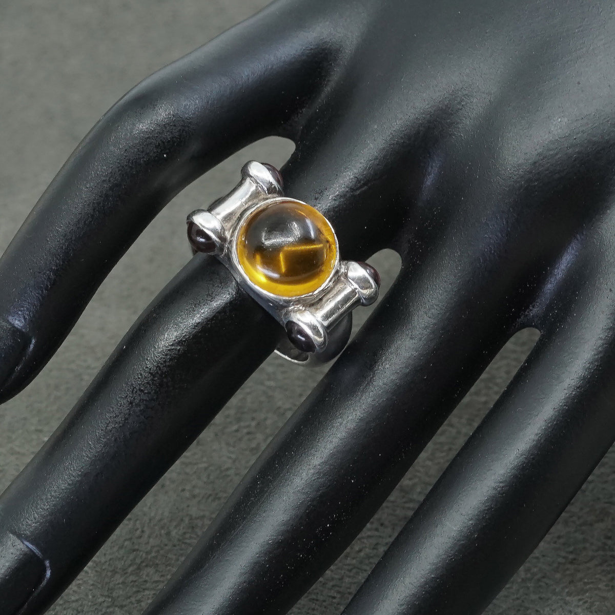 sz 8.5, Sterling silver handmade ring, 925 w/ oval citrine,
