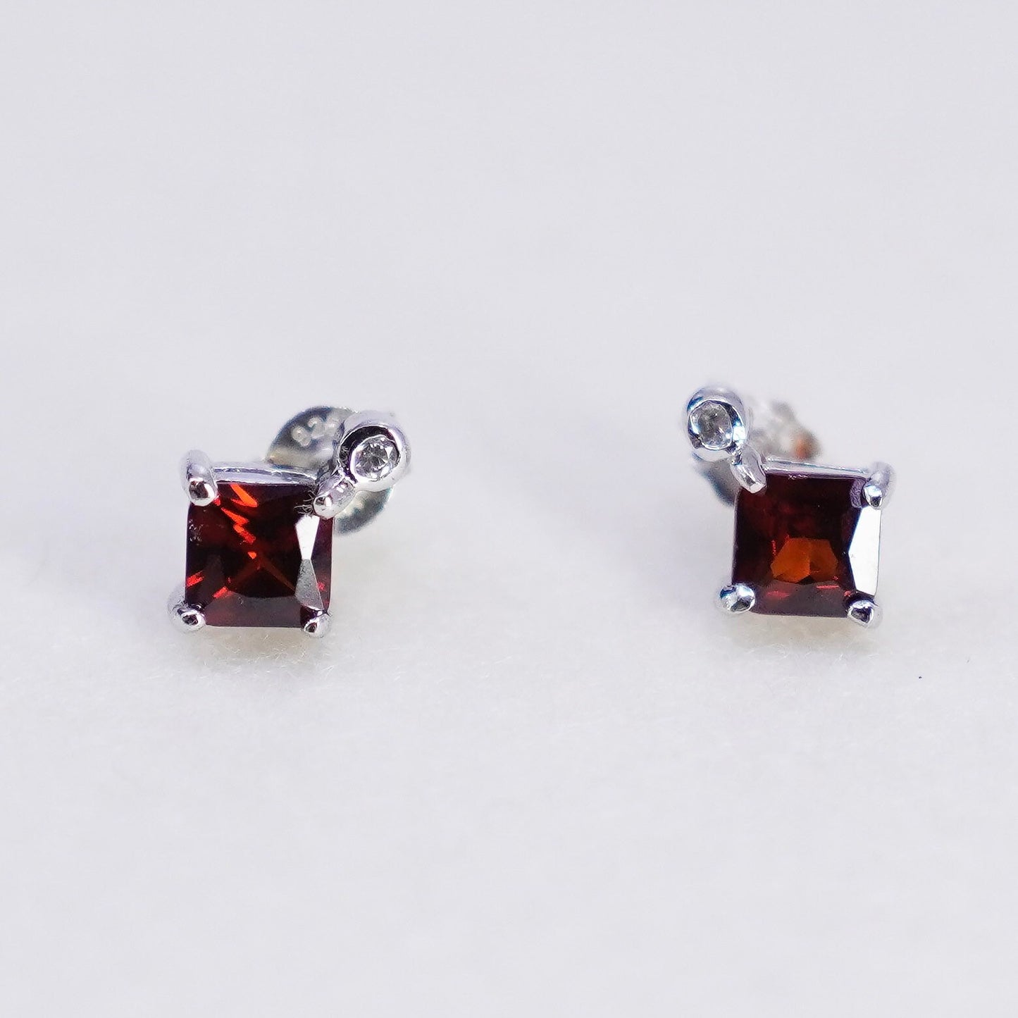 Vintage Sterling 925 silver handmade earrings, studs with ruby