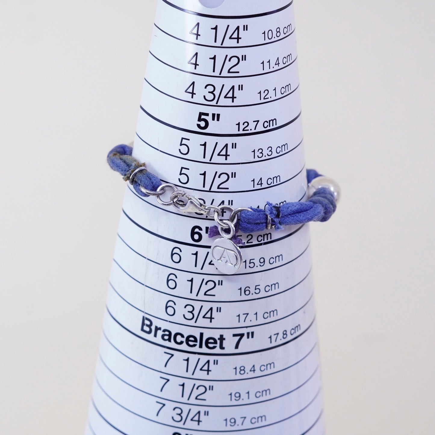 5.75”, vtg Sterling 925 silver bracelet, with linen thread and hammered beads