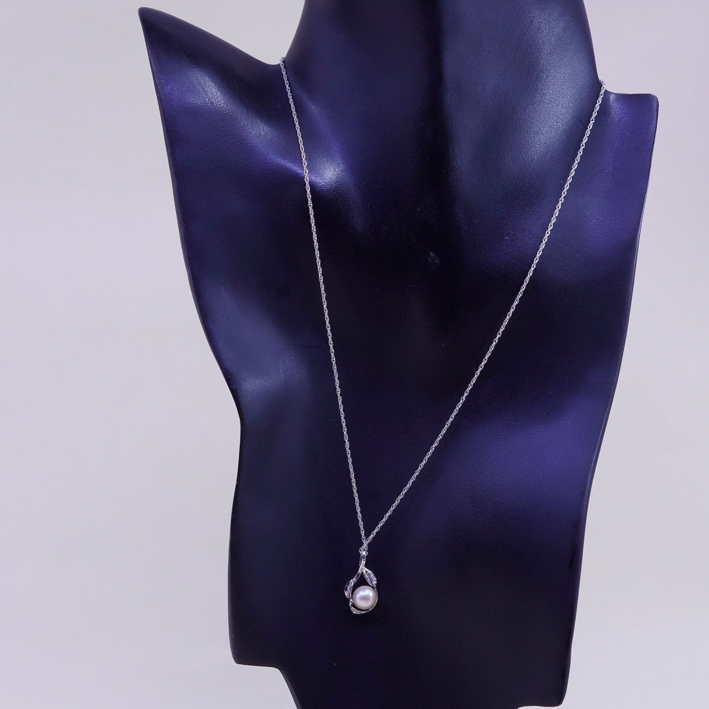 18”, vintage sterling 925 silver Singapore chain necklace pearl leaf pendant